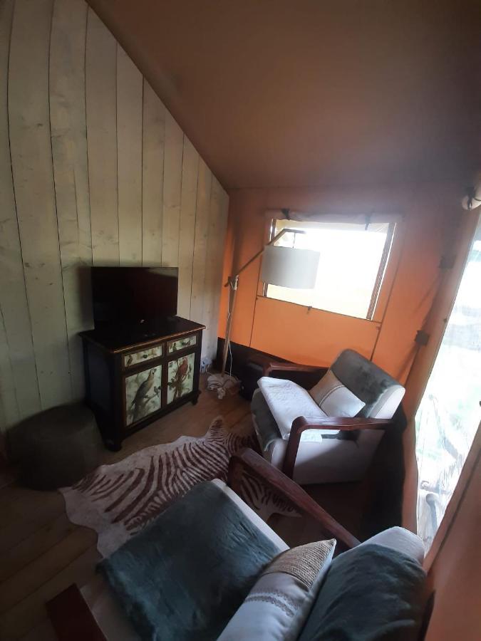 Glamour Glamping At Little Beach 자베크 외부 사진