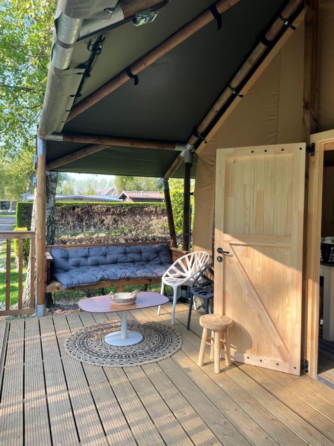 Glamour Glamping At Little Beach 자베크 외부 사진